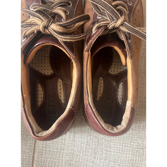 Brown Leather Lace-Up Walking Shoes With Perforated Design - Picture 8 of 9